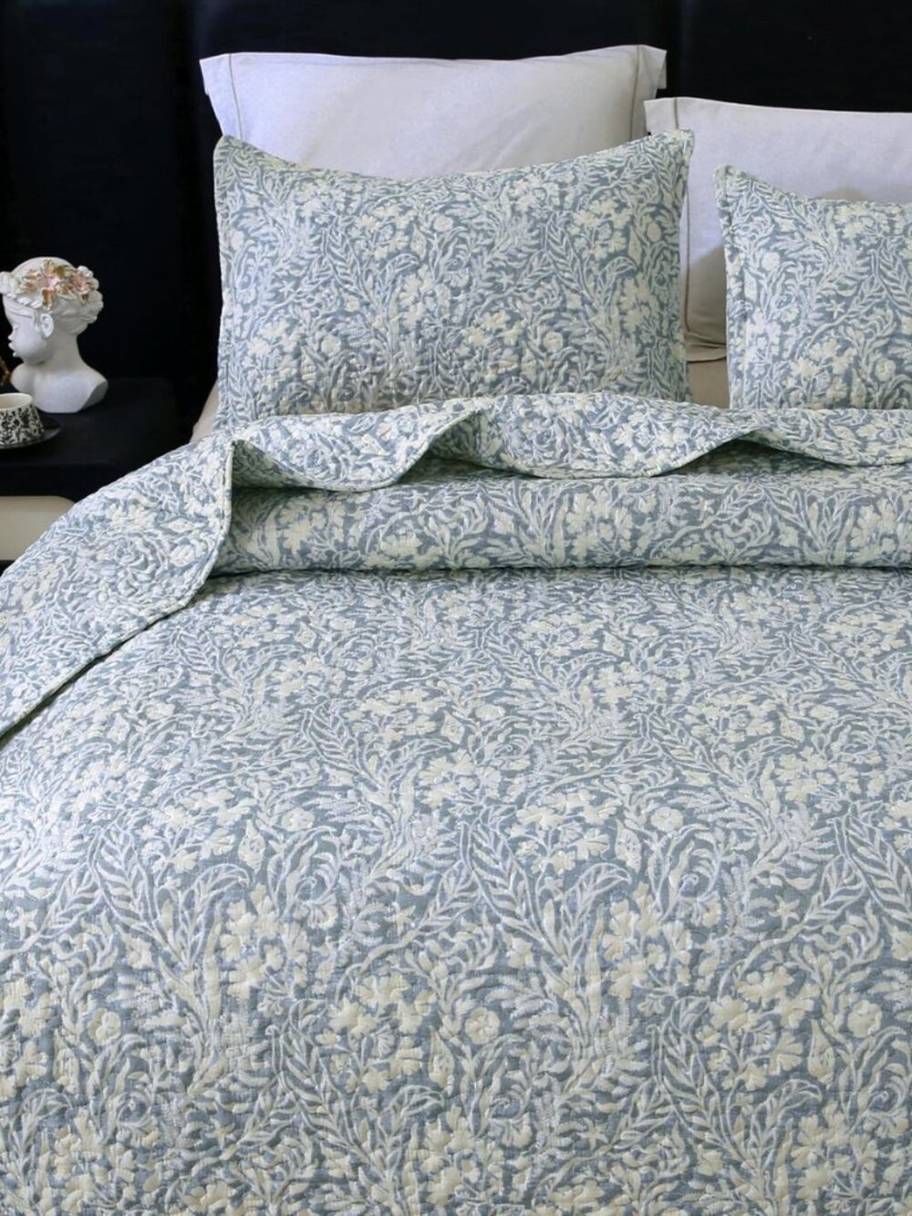 Botanical Quilt California King Size,Reversible Bedding Set,Beige